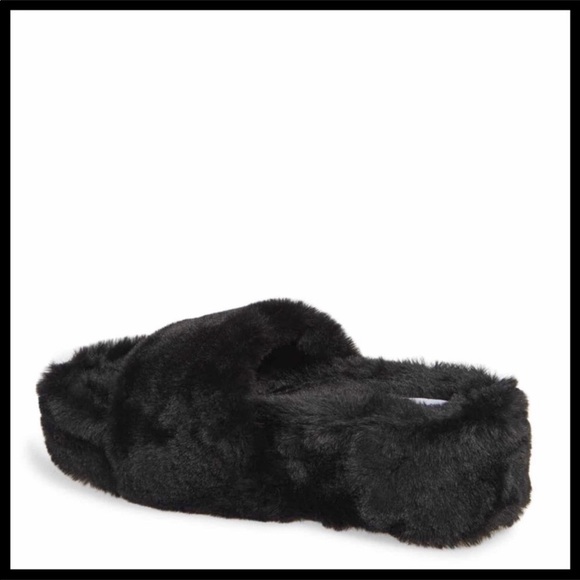 STEVE MADDEN FURRY SLIDES PLATFORM SANDALS - Picture 2 of 8